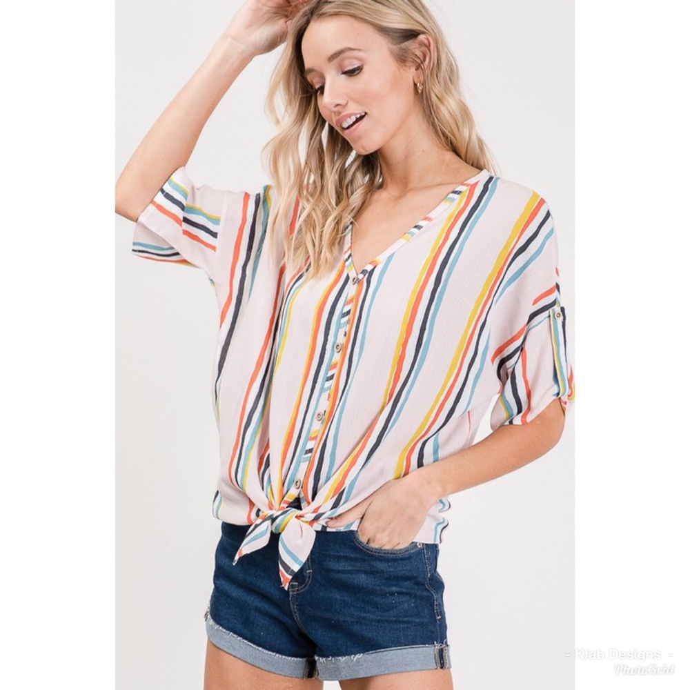 🛍LAST 3! Blush Tie Front Striped Top! - Picture 2 of 8